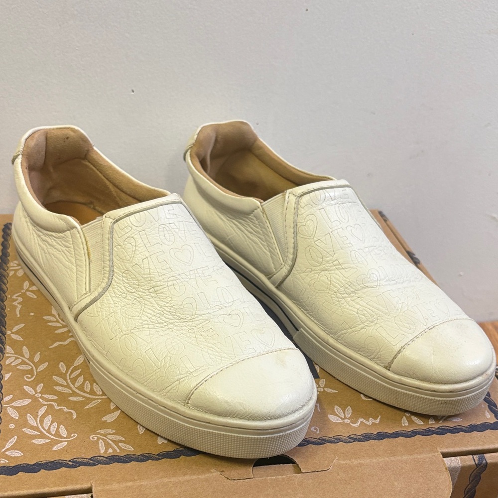 Brighton Off-White Embossed Slip-On Sneakers | “LOVE” detail ❤️